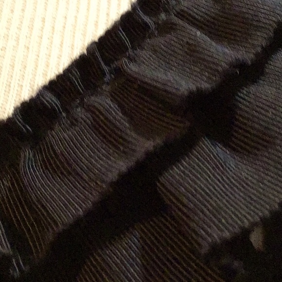 Nannette Laporte lace top Size 4 , hardly worn excellent condition - Picture 2 of 9